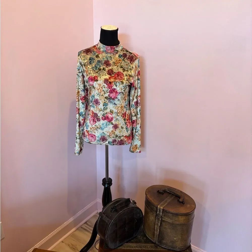 American Eagle Outfitters Velvet Multicolor Floral Long Sleeve Top - Picture 3 of 6